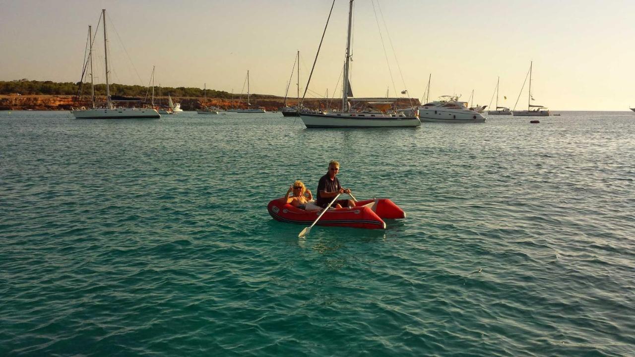 On A Beautiful Ocean Going Classic Schooner! Botel *
